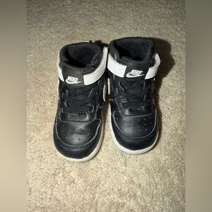 Toddler Nike Court Borough Mid – Black/White – Size 7